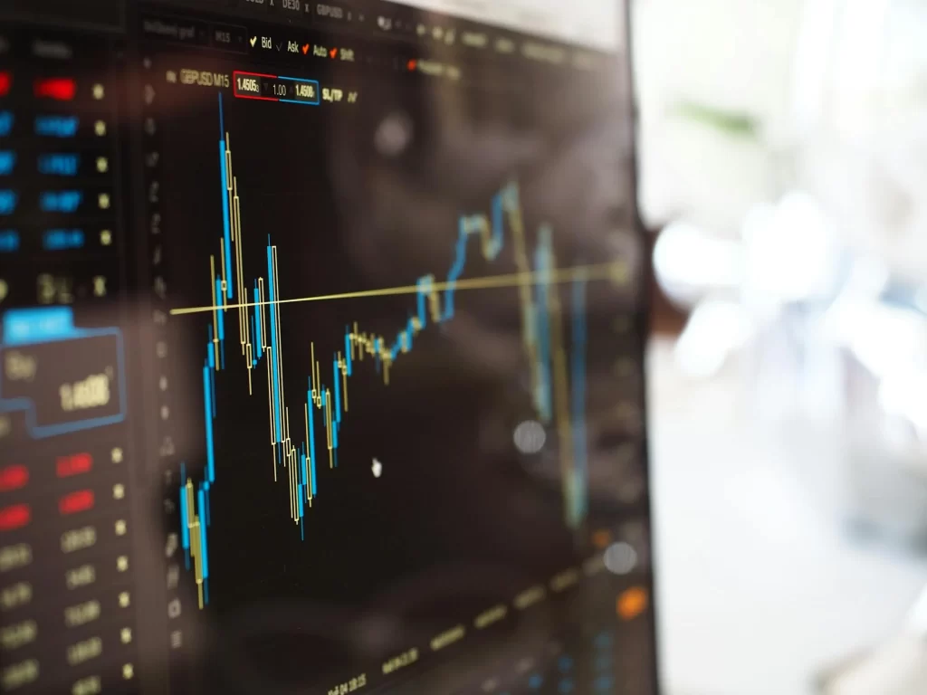 Truffa Trading online: come abbiamo ottenuto il congelamento del capitale sottratto